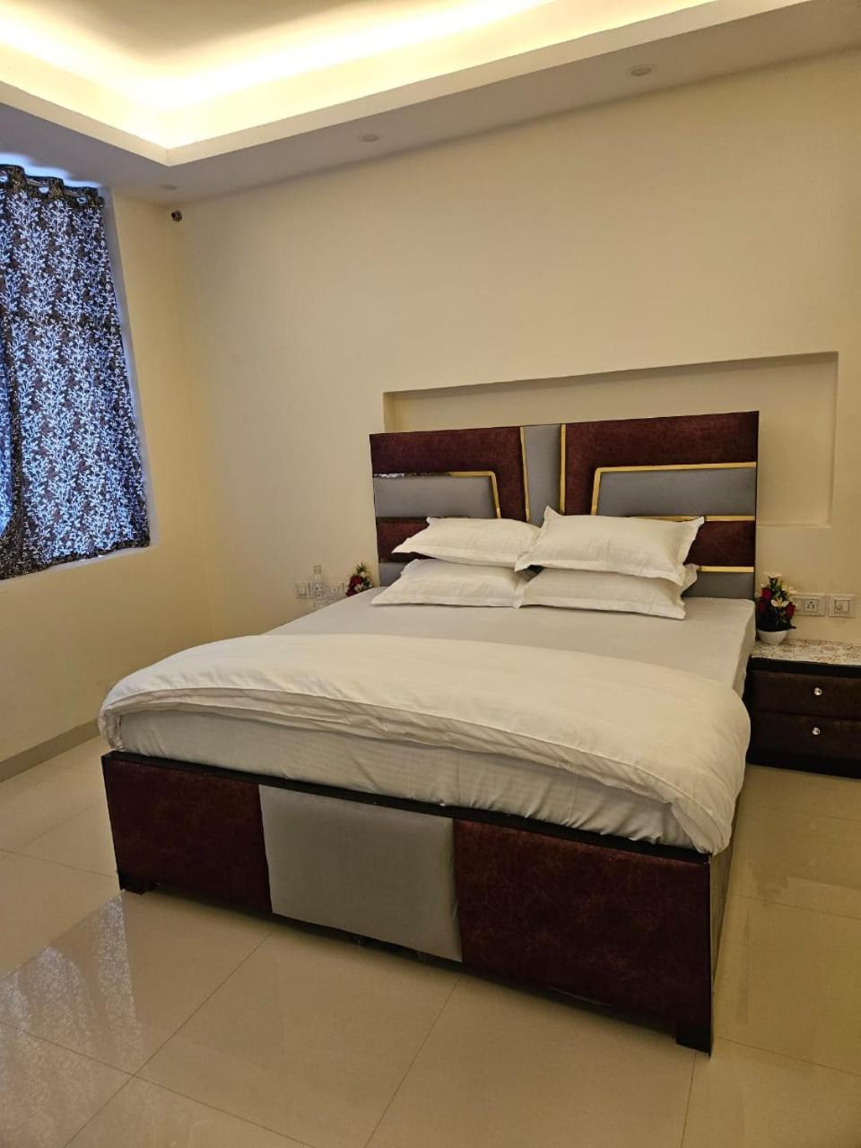 Ashirwaad 249 Bed & Breakfast Greater Noida Luaran gambar