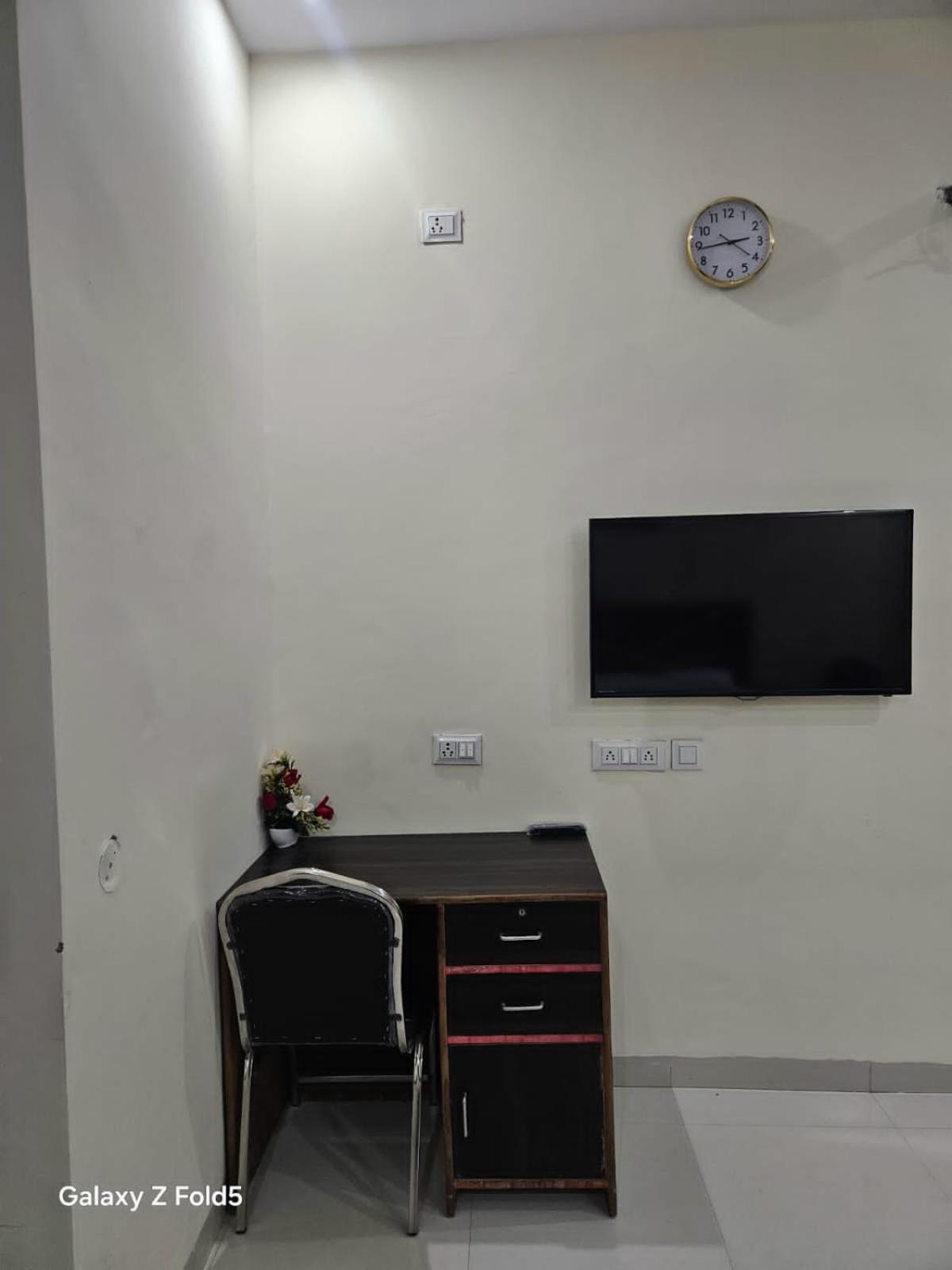 Ashirwaad 249 Bed & Breakfast Greater Noida Luaran gambar