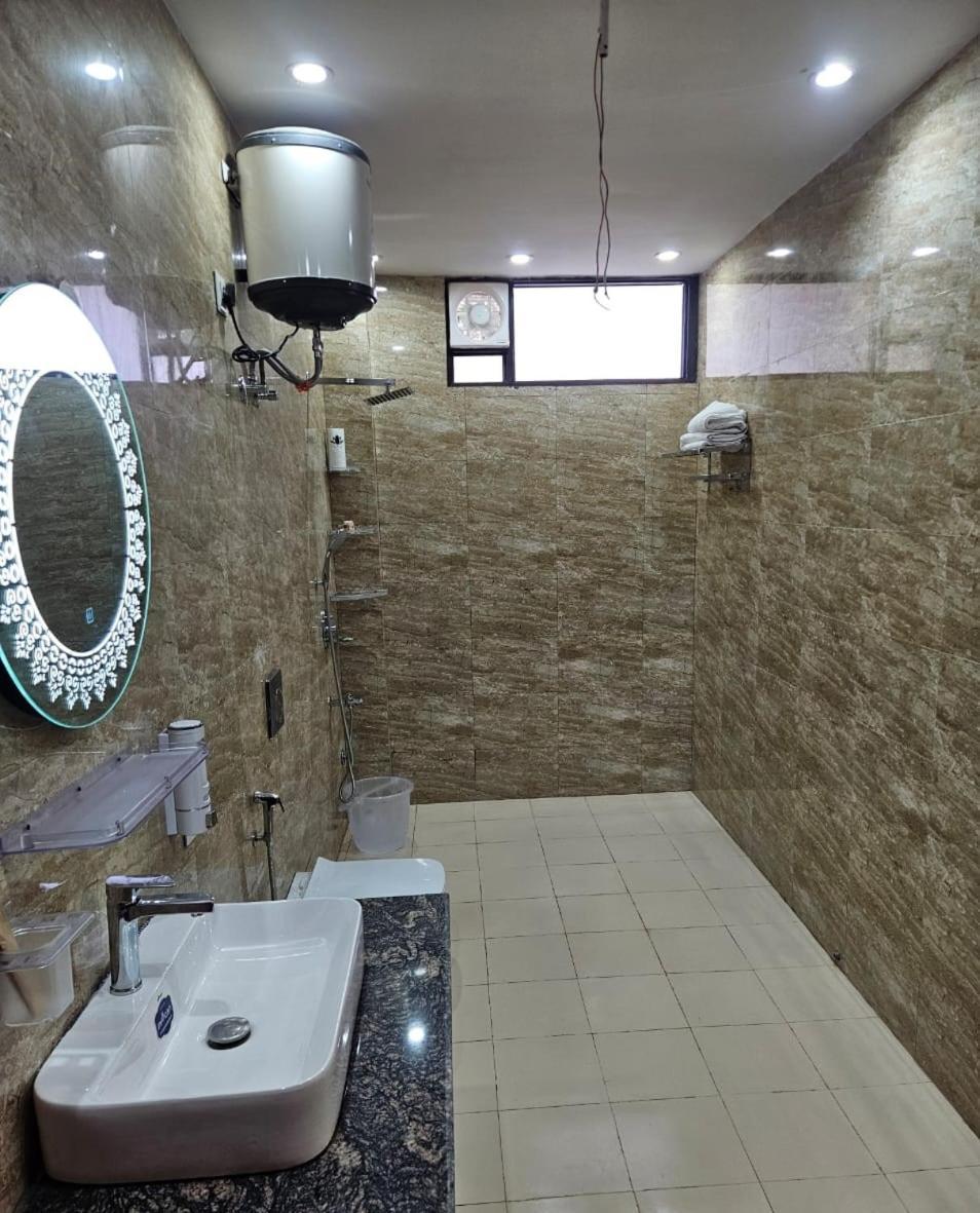 Ashirwaad 249 Bed & Breakfast Greater Noida Luaran gambar